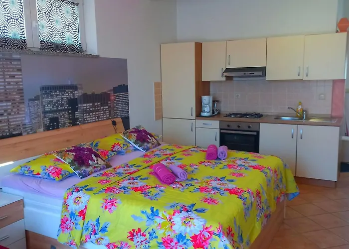 In By Interhome Apartament